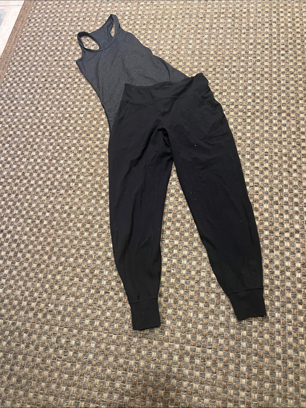 Lululemon Athleisure Tank and Jogger Set